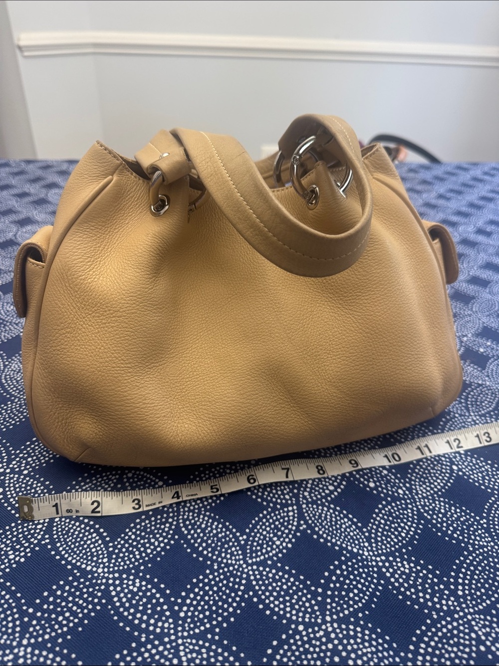Talbots Tan Leather Hobo Handbag - Chic Everyday Carry